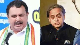 Shashi Tharoor: వాళ్లెవరు, వాళ్ల హోదా ఏమిటి.. నిలదీసిన శశిథరూర్