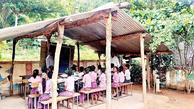   No Facilities? అప్‌గ్రేడ్‌ సరే.. వసతులేవీ?