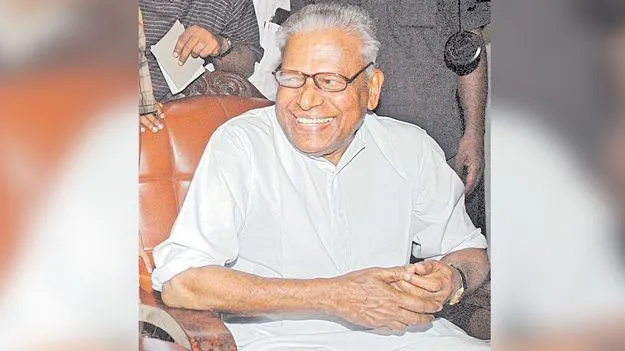 Communist Leader Kerala: కమ్యూనిస్టు దిగ్గజం వీఎస్‌ అచ్యుతానందన్‌ కన్నుమూత 