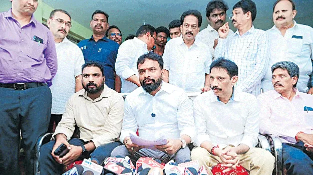 తల్లికి వందనంతో వెల్లివిరిసిన ఆనందం