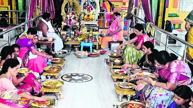 వైభవంగా సంతోషిమాత ఆలయ బ్రహ్మోత్సవాలు