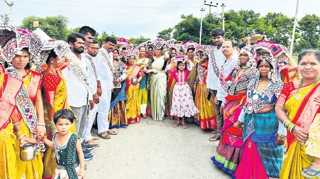 భక్తిశ్రద్ధలతో శీత్లా పండుగ