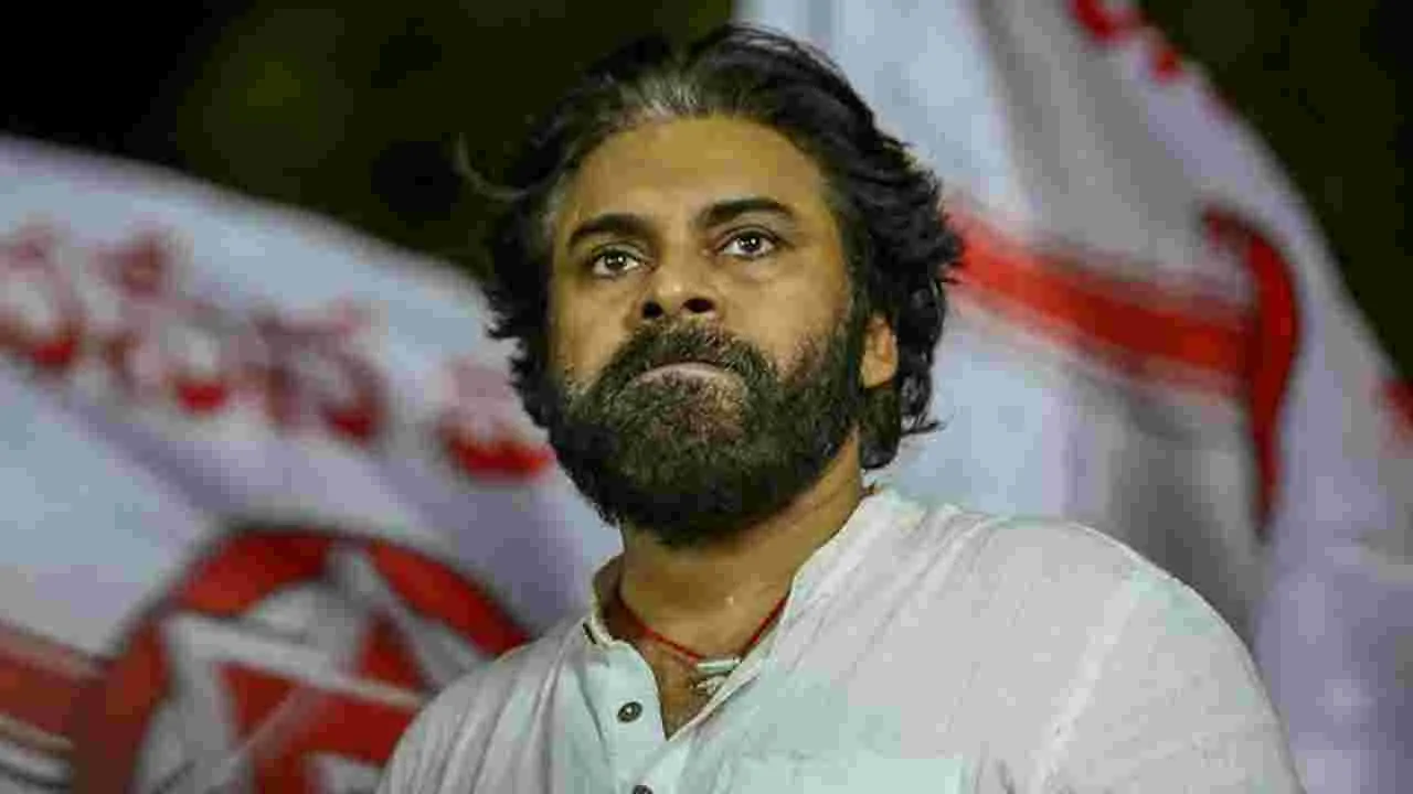 Pithapuram: పవన్‌ను కించపరిచేలా పోస్టులు
