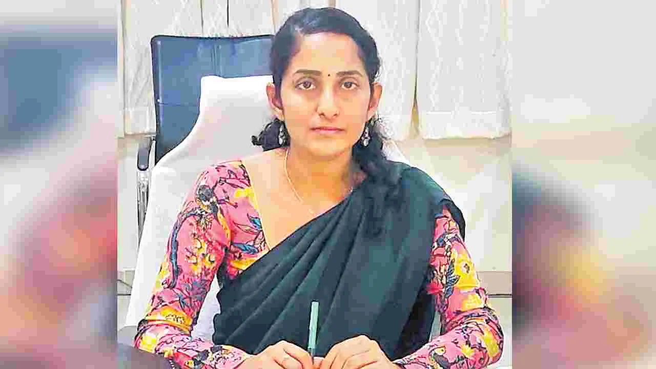 Sub Collector: రైతులను సంతృప్తి పరిచాకే ఇండోసోల్‌కు భూసేకరణ
