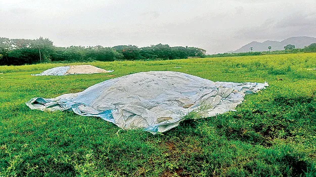   won’t cool you down  చినుకులు పడినా చల్లబడలే