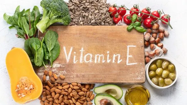 Vitamin E: శరీరంలో విటమిన్ E లోపం ఎందుకొస్తుంది? గుర్తించేందుకు ముఖ్య సంకేతాలు ఇవే!