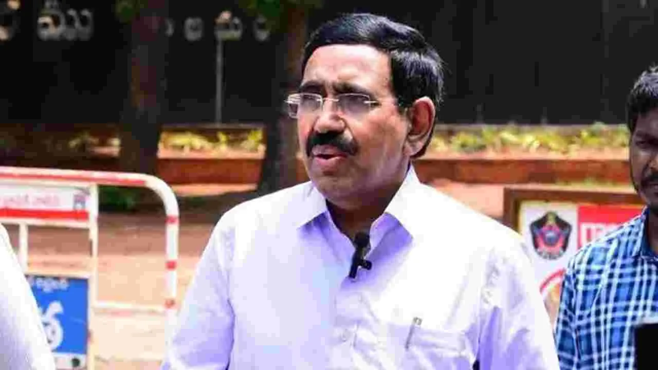 Minister Narayana: మునిసిపాలిటీల్లో ప్రతి ఇంటికీ తాగునీరు