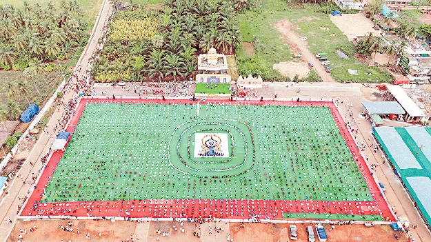 వాడపల్లి క్షేత్రంలో యోగాంధ్ర 