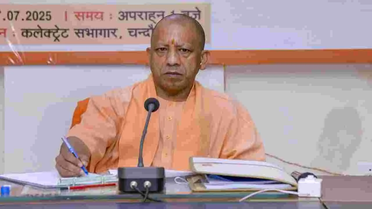 Yogi Adityanath: ఈస్ట్ పాకిస్థాన్ శరణార్ధులకు గుడ్ న్యూస్ చెప్పిన యోగి