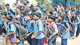 Govt Schools: సర్కారు బడికి జై.. ప్రభుత్వ పాఠశాలల్లో అడ్మిషన్ల జోరు