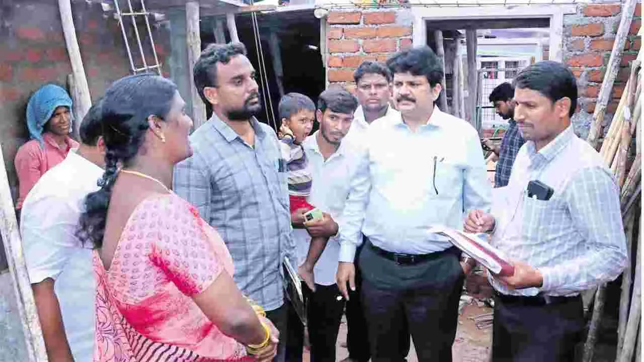 నాణ్యతా ప్రమాణాలు పాటించాలి