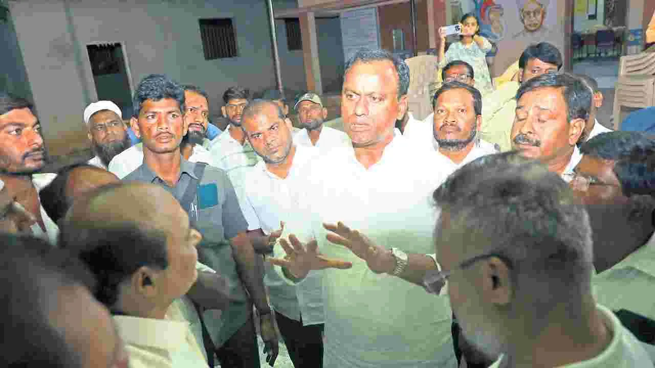 ప్రభుత్వ పాఠశాలల్లో కార్పొరేట్‌ వసతులు