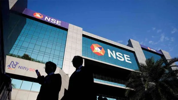 25000 పైన నిఫ్టీ ఐదో రోజూ మార్కెట్‌ ముందుకే