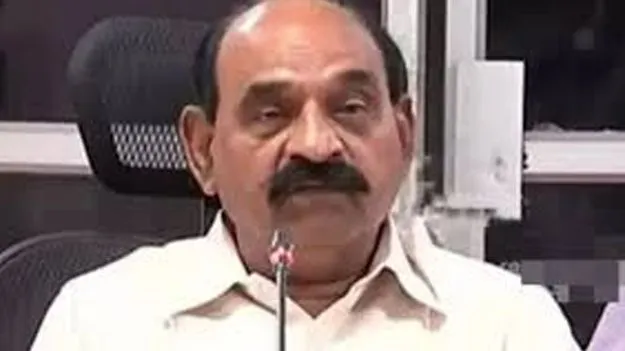 Minister Farooq: హజ్‌ యాత్రికుల ఖాతాల్లో రూ.లక్ష జమ 