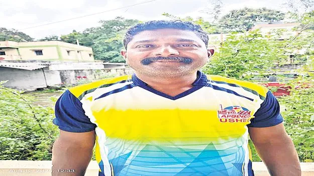 ఆలిండియా కబడ్డీ పోటీలకు ఆంధ్ర జట్టు కెప్టెన్‌గా శ్రీనివాసులు