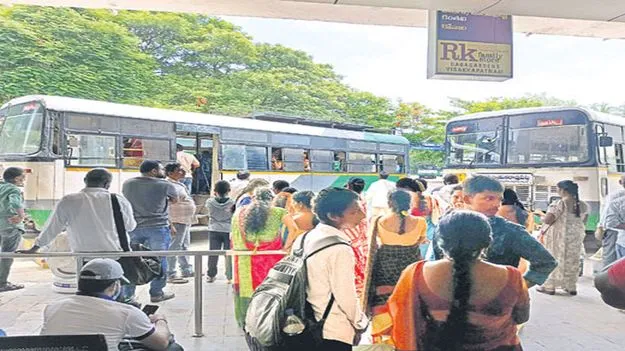 స్ర్తీశక్తికి సన్నద్ధం