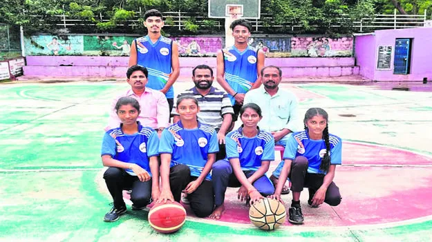 GAMES: రాష్ట్రస్థాయి పోటీలకు ధర్మవరం విద్యార్థులు