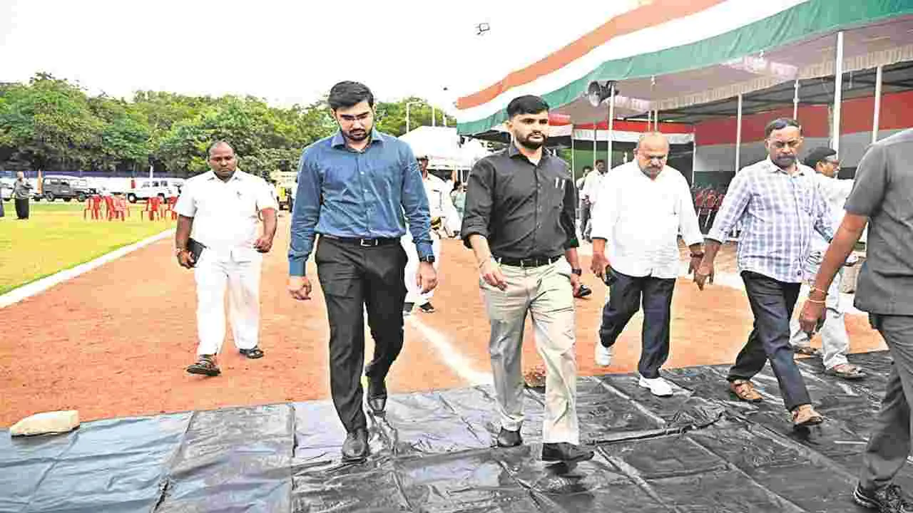 Independence Day  : స్వాతంత్య్ర వేడుకలకు సర్వం సిద్ధం