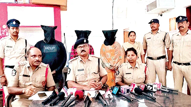 నిద్రమాత్రలు ఇచ్చి.. చంపేశారు