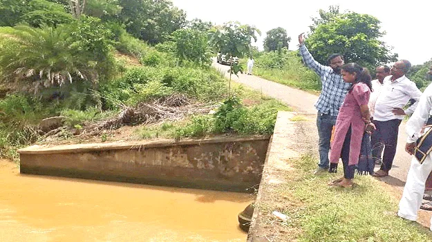 సాగు నీటిని పొదుపుగా వాడుకోవాలి 