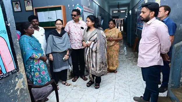 నిర్లక్ష్యం వహిస్తే కఠిన చర్యలు