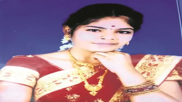 Crime : నా చావుకు ఖాకీలే కార‌ణం