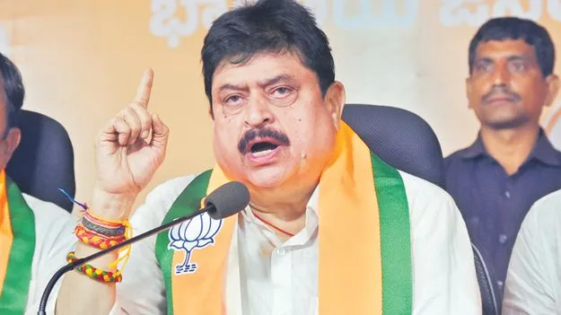 N Ramchander Rao: త్వరలోనే బీఆర్‌ఎస్‌ ఖాళీ