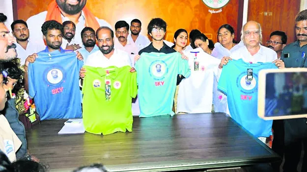 MINISTER: క్రీడలతో శారీరక, మానసిక దృఢత్వం