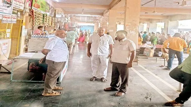 మూడు రోజుల్లో25,250 మంది ప్రయాణం