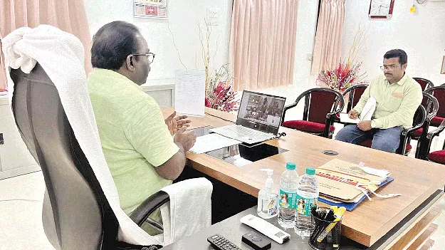 Heavy rain for two more days మరో రెండు రోజులు భారీ వర్షం 