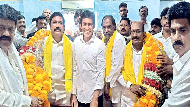 ఆదోనిని రెండో ముంబైగా మారుస్తాం