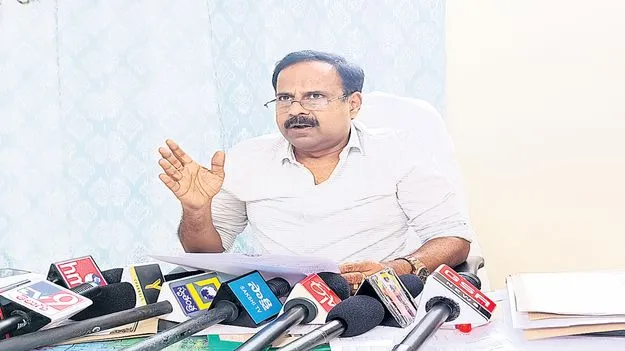 లక్కీడ్రా ద్వారా బార్‌ల కేటాయింపు