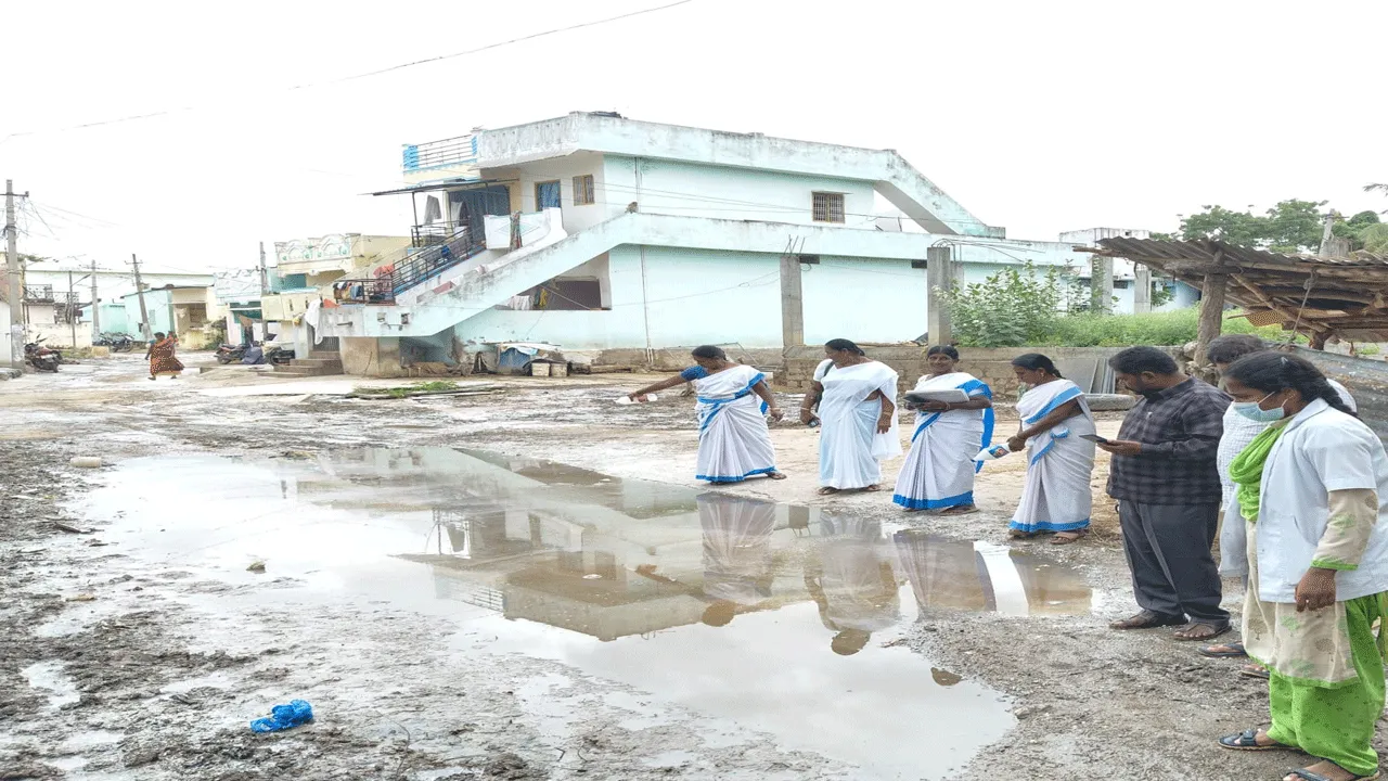 మున్నెల్లి రాజుపాలెంలో పరిశుభ్రతకు చర్యలు