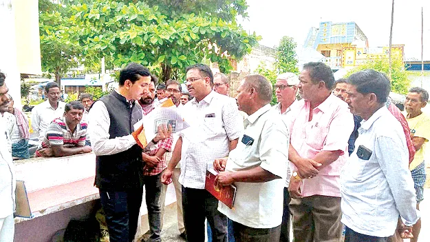 అర్హులకు ఇళ్ల పట్టాలు: సబ్‌ కలెక్టర్‌  