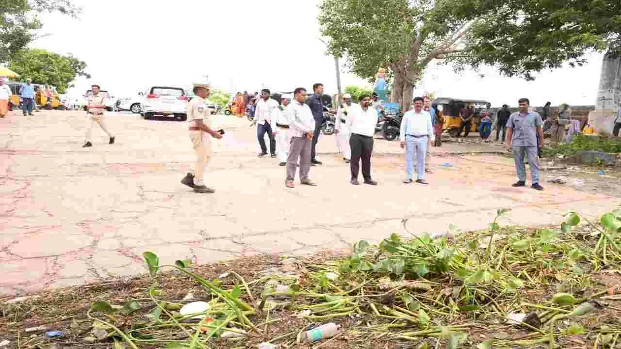 గోదావరి తీరం వద్ద బందోబస్తు నిర్వహించాలి