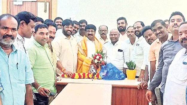  రైతుల అభివృద్ధికి కృషి చేయాలి