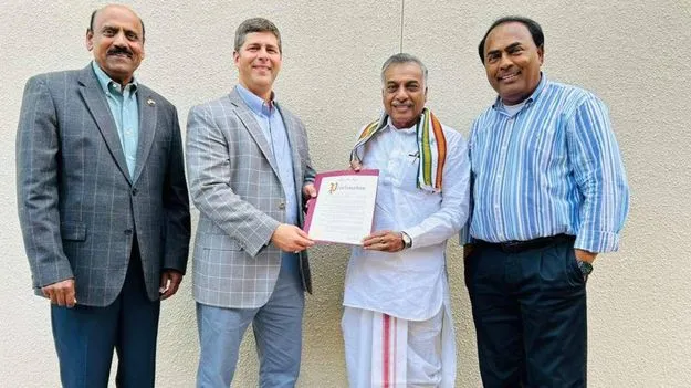 NRI: డా. యార్లగడ్డ లక్ష్మీప్రసాద్‌కు అమెరికాలో అరుదైన గౌరవం