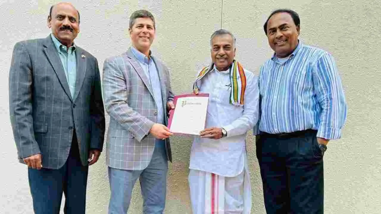 NRI: డా. యార్లగడ్డ లక్ష్మీప్రసాద్‌కు అమెరికాలో అరుదైన గౌరవం