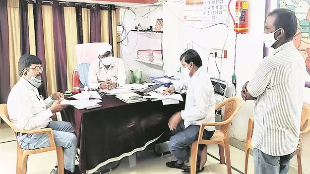 కేసులతోనే సరిపెడతారా...?