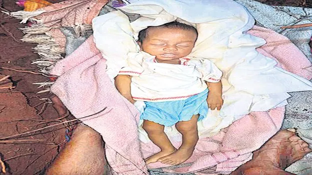 స్వల్ప అనారోగ్యంతో చిన్నారి మృతి