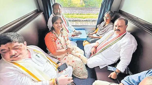 Congress: బీసీ బిల్లును పార్లమెంట్‌లో ప్రవేశపెట్టే వరకు పోరాడుతాం