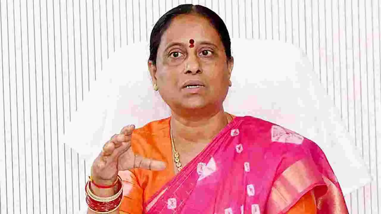 Konda Surekha: ప్రజారోగ్యంపై ఉదాసీనత వద్దు