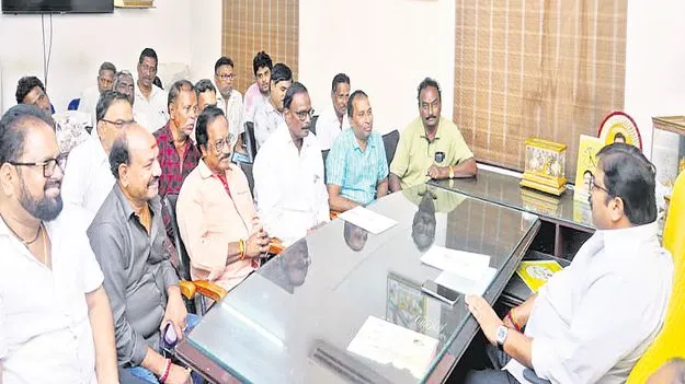 ట్రంక్‌రోడ్‌ విస్తరణపై ఊగిసలాట..!