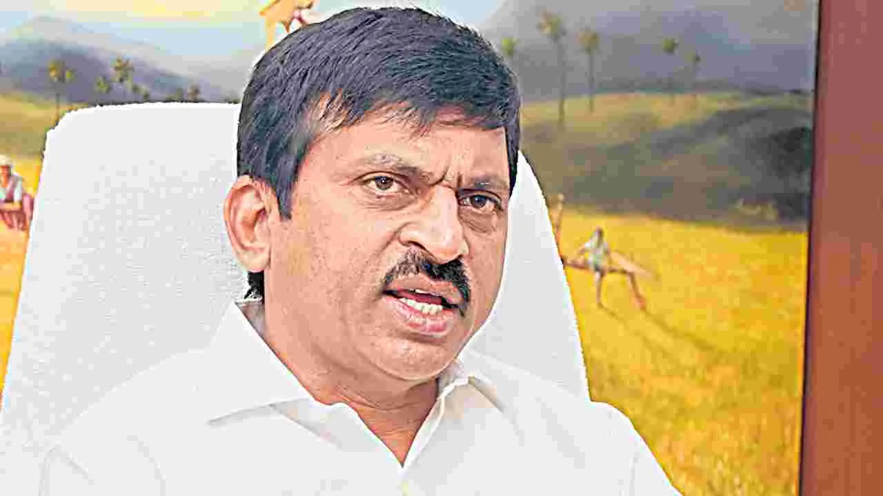 Ponguleti Srinivasa Reddy: అబద్దాన్ని నిజం చేసేందుకు హరీశ్‌ తాపత్రయం