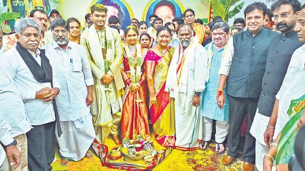 Jagga Reddy Daughter Wedding : వైభవంగా జగ్గారెడ్డి కుమార్తె వివాహం