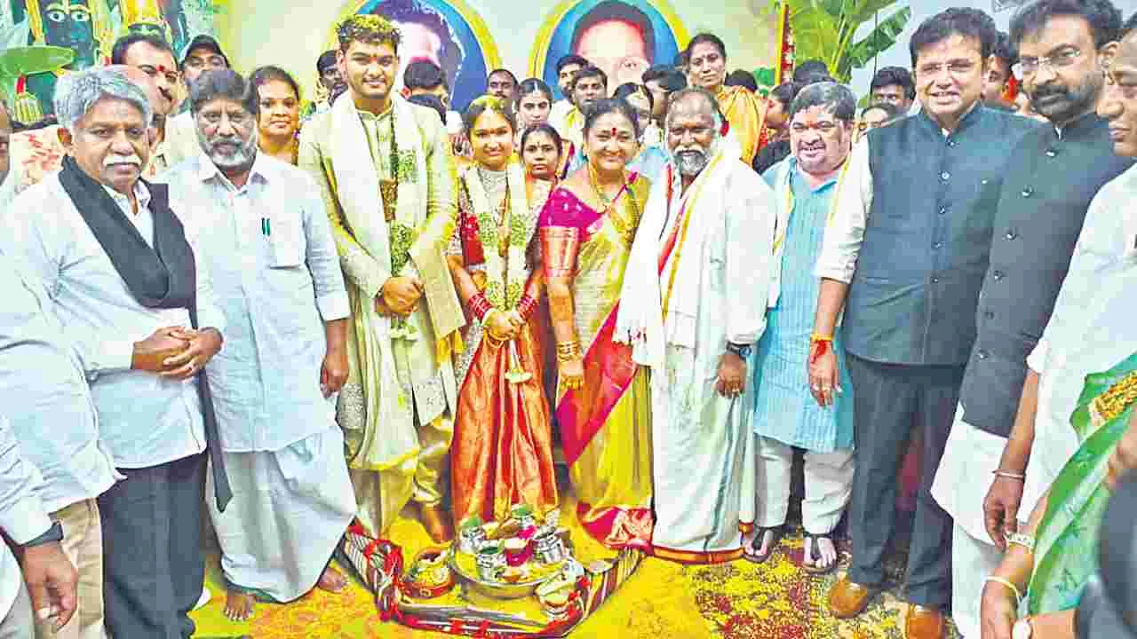 Jagga Reddy Daughter Wedding : వైభవంగా జగ్గారెడ్డి కుమార్తె వివాహం