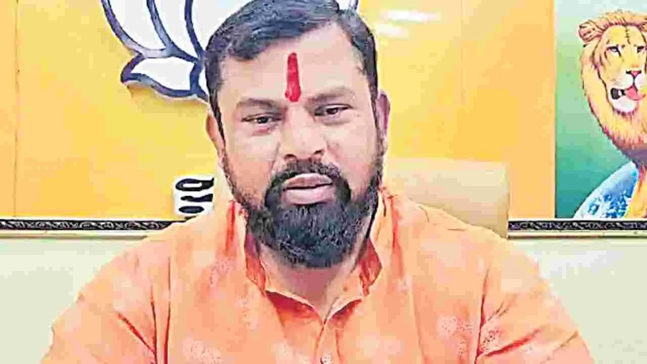 Raja Singh: మా అబ్బ పార్టీ అనుకునే వారి వల్లే రాష్ట్రంలో బీజేపీ నాశనం