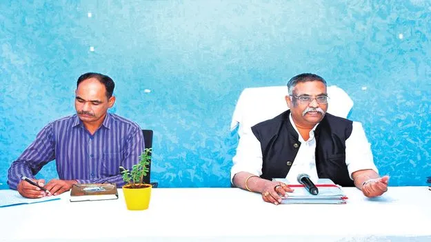 మహిళలు, విద్యార్థినుల భద్రతపై అవగాహన కల్పించాలి 