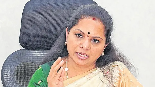 Kavitha: కేసీఆర్‌ వద్దకు కవిత