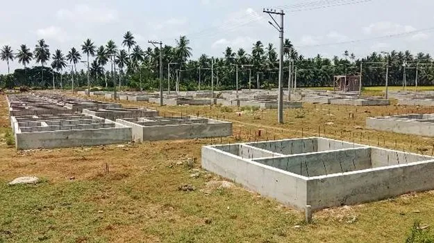 ఇల్లు కట్టుకుంటారా.. డబ్బులిచ్చేస్తారా..?